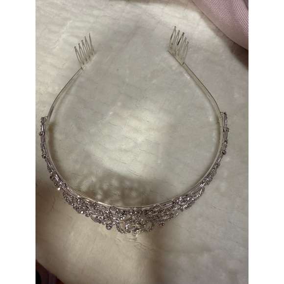 Sparkling Crystal Rhinestone Princess metal Tiara Crown Silver Tone Bridal - Picture 6 of 8